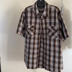 Mens Beverly Hills Polo Club - casual short sleeve button up shirt.